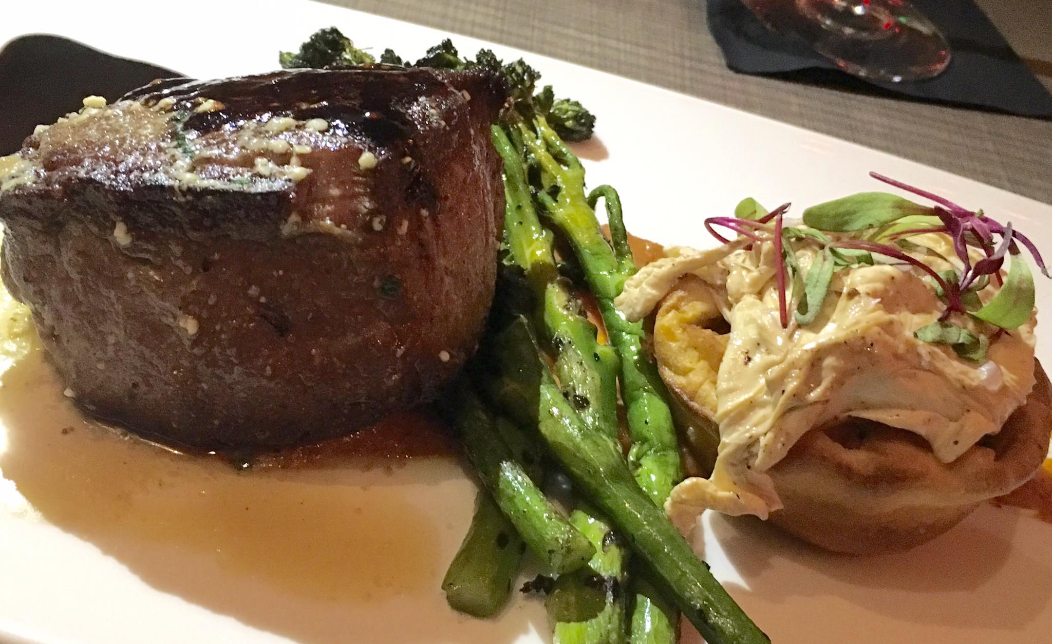 Filet with Asparagus
