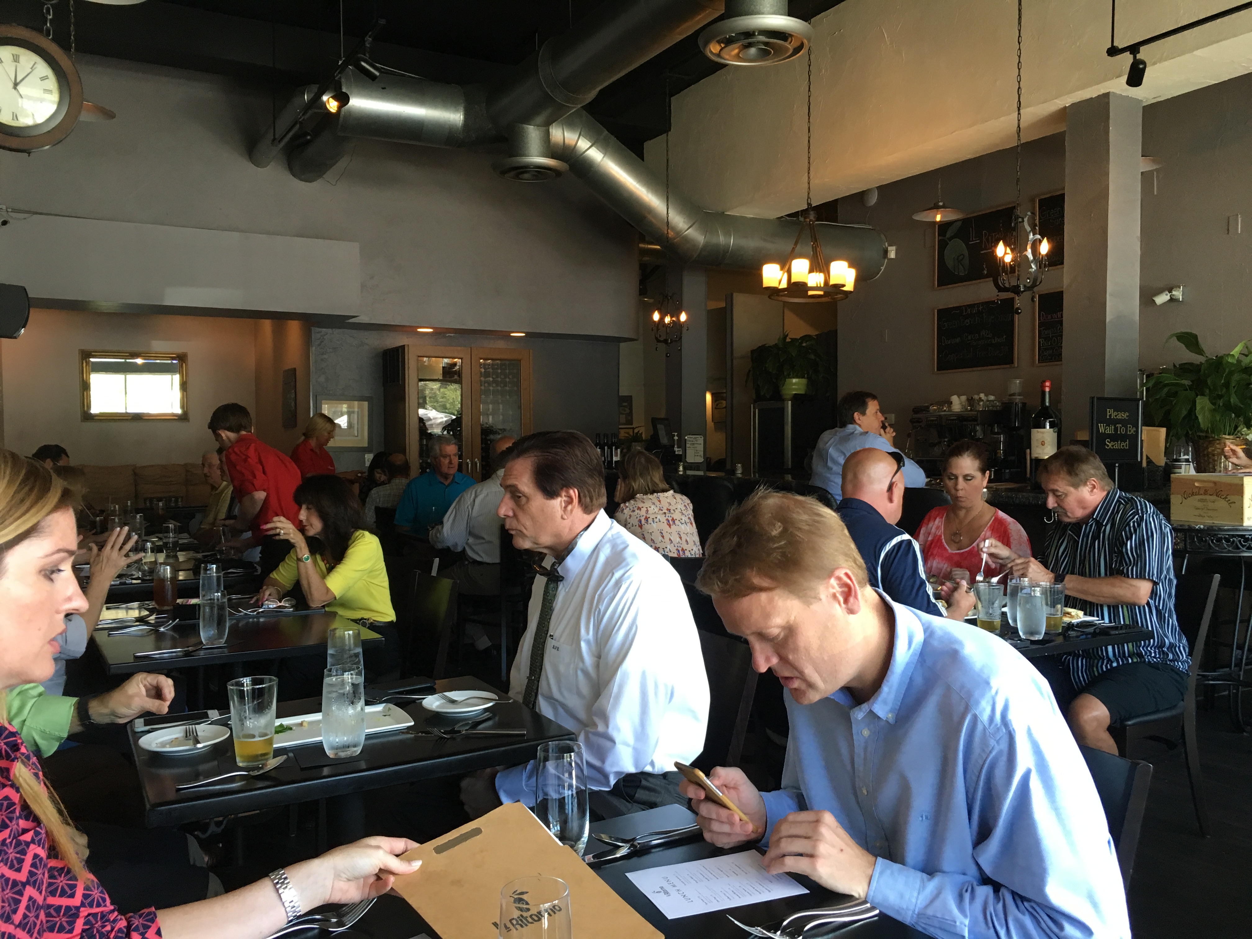 A packed house for lunch at IL Ritorno