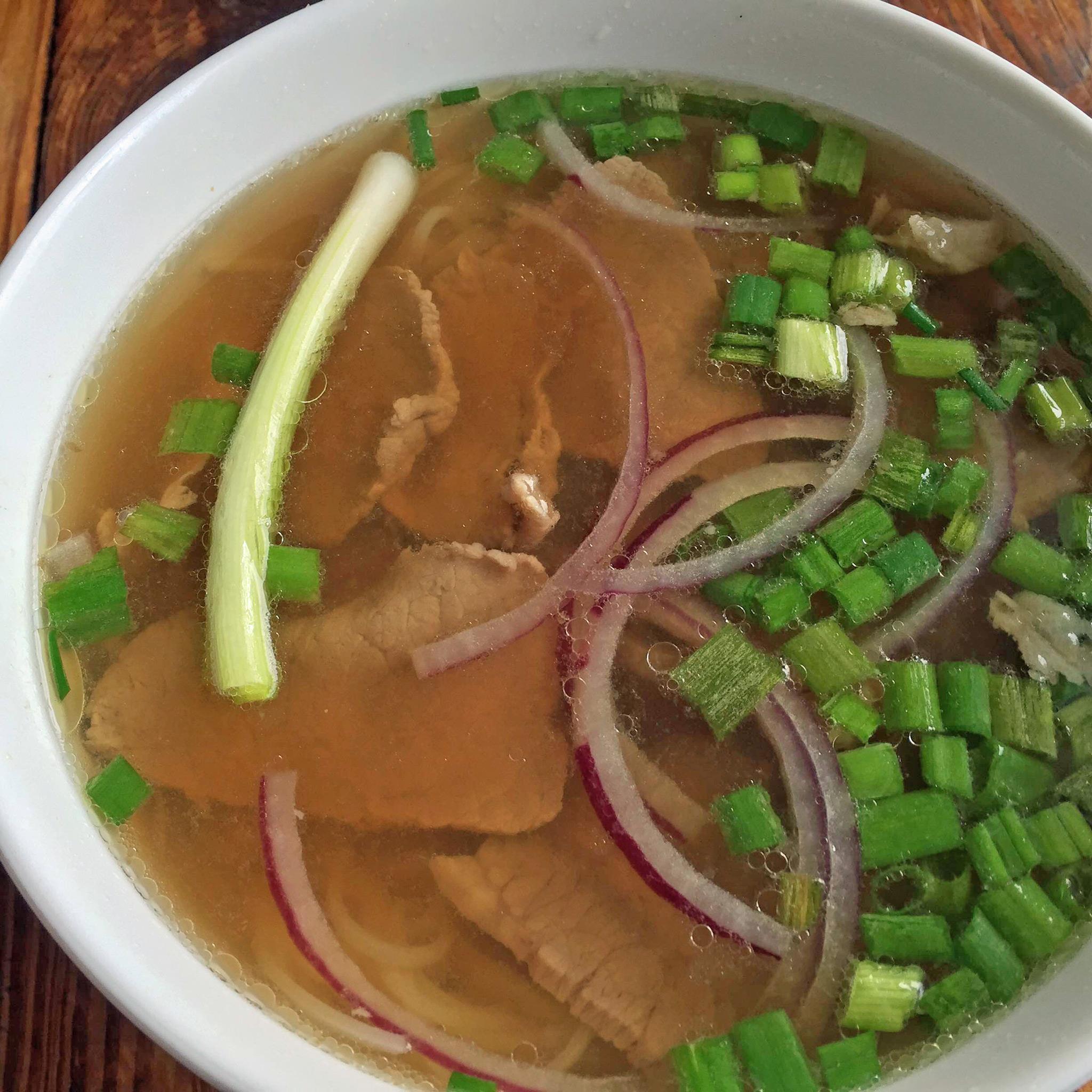 Traditional (lean beef & brisket) Pho