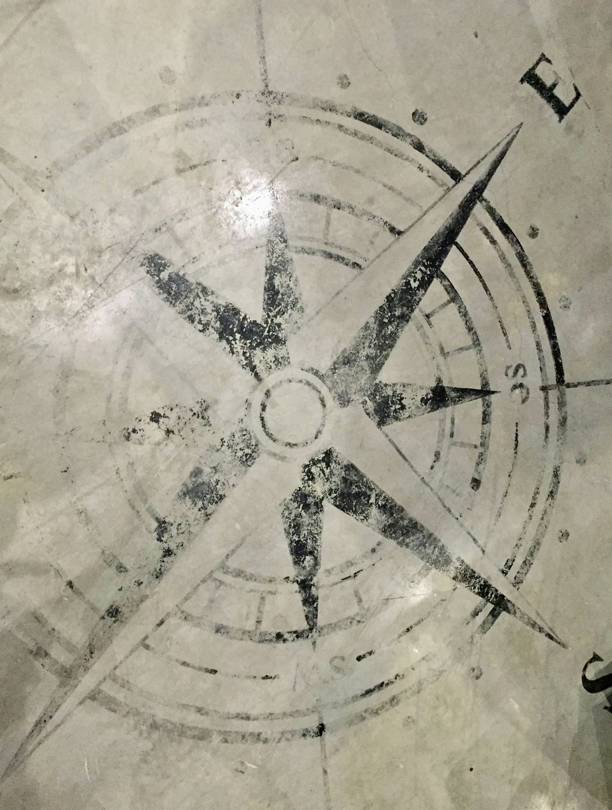 Stillwaters Tavern - Compass Drawing in the Marble Floor