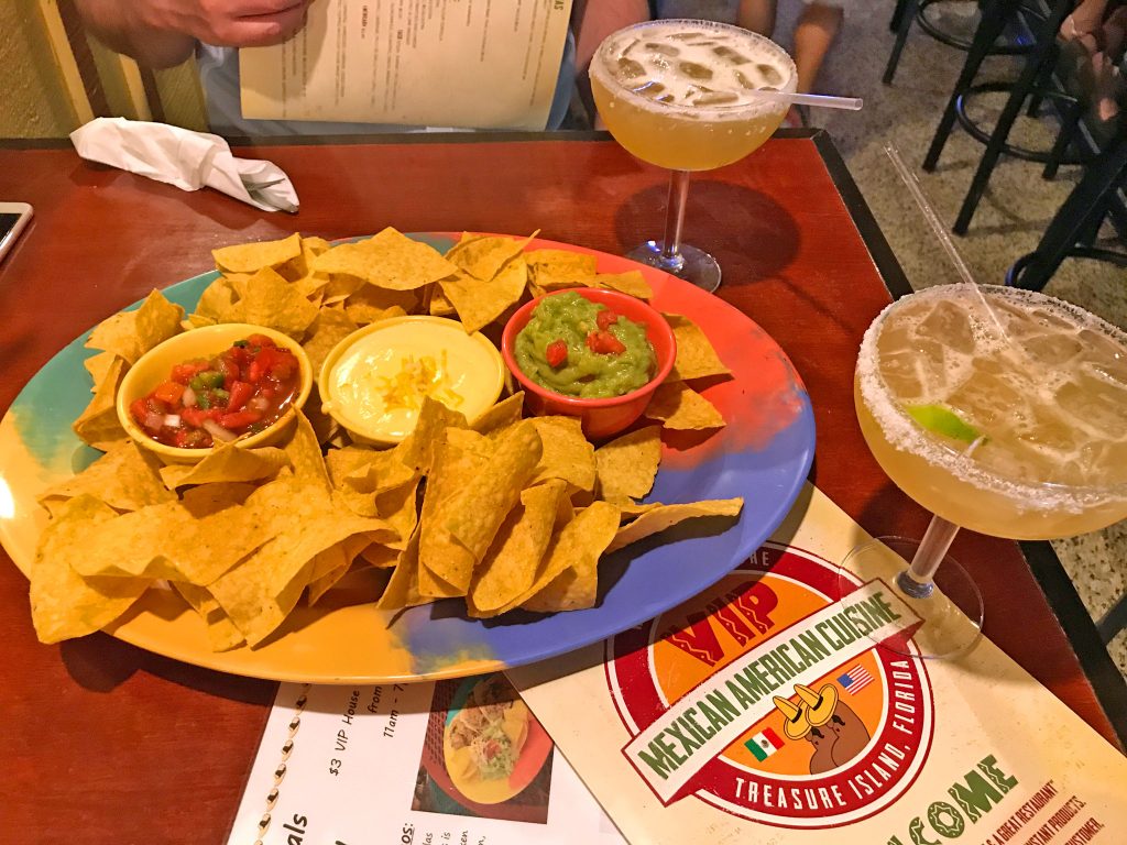 Review VIP Mexican Restaurant & Lounge
