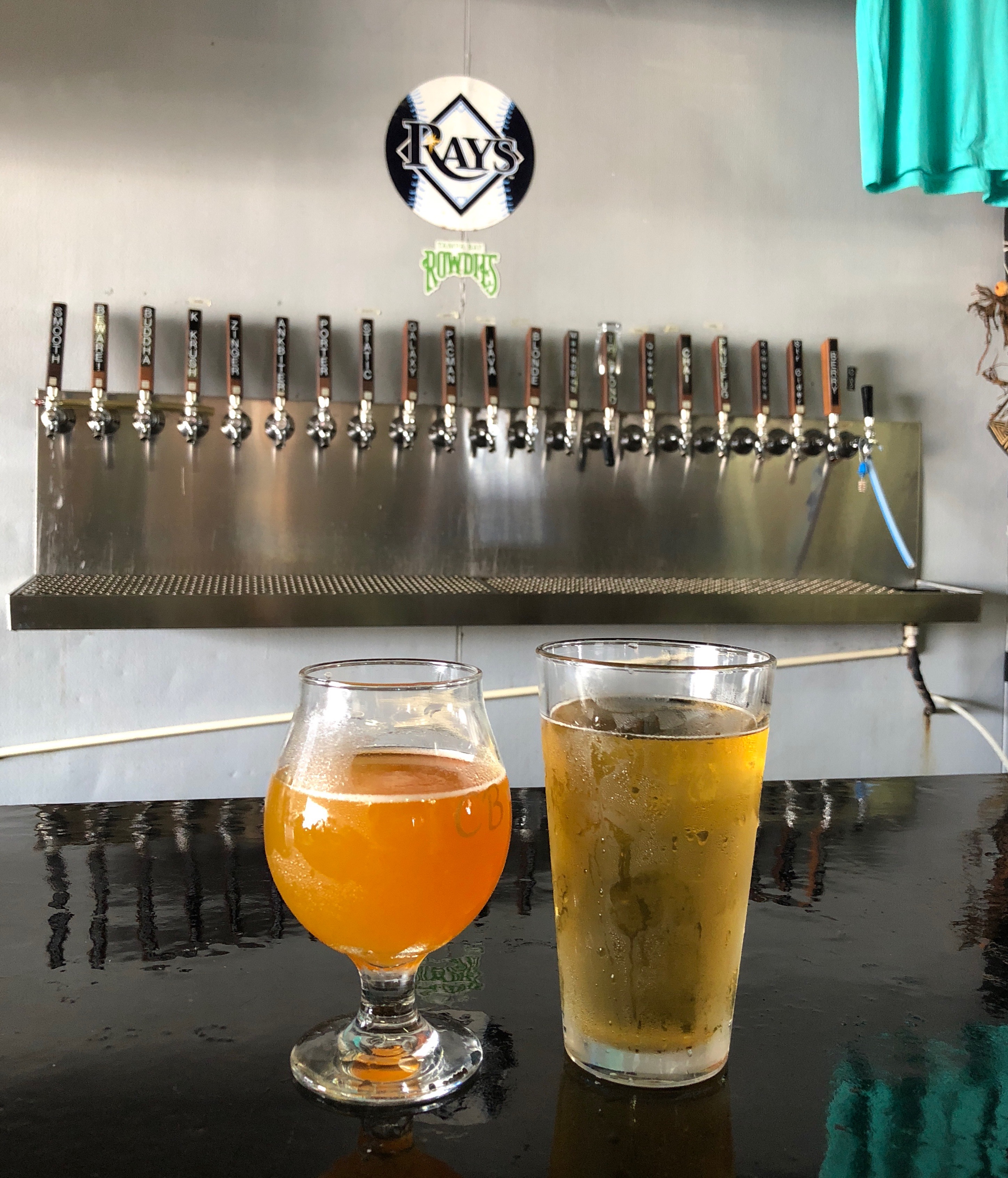 Queen Krush and Blonde Ale at Cage Brewing