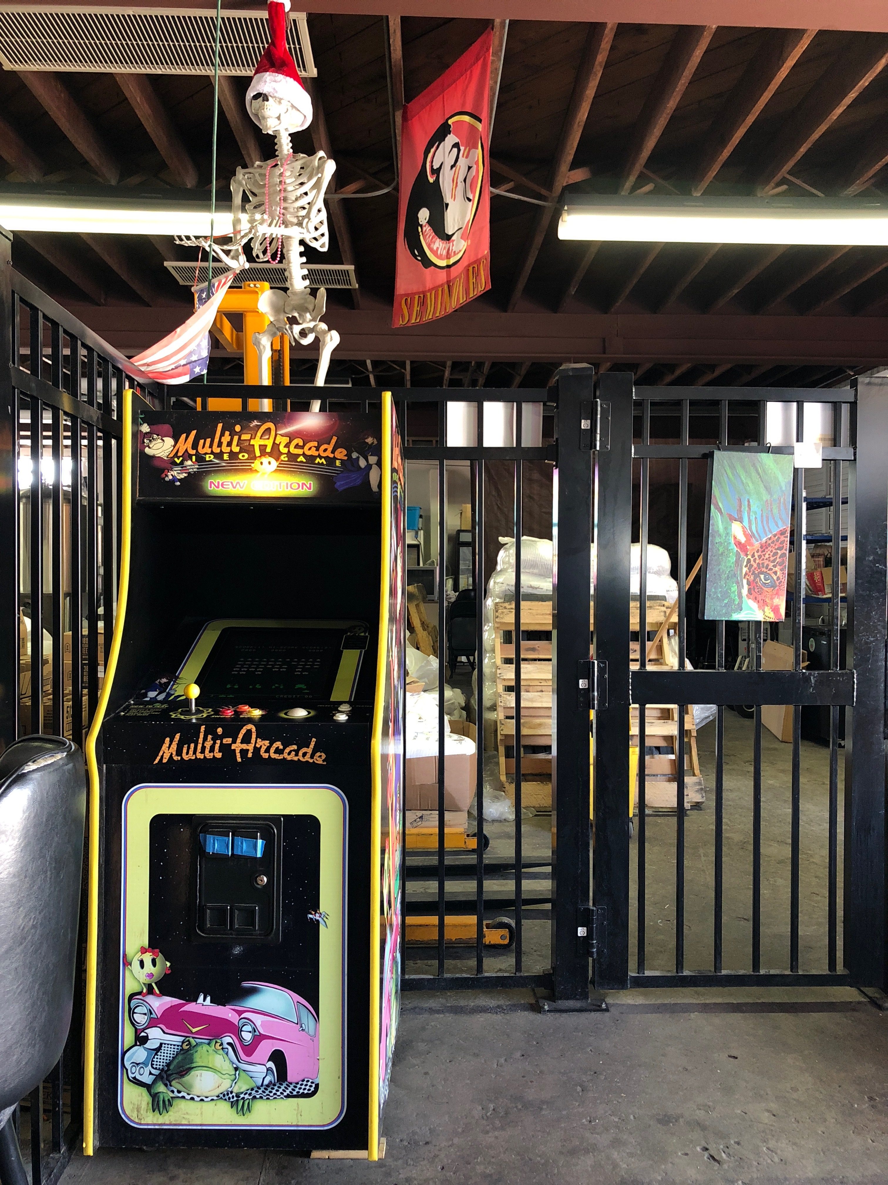 Arcade Games at Cage Brewing