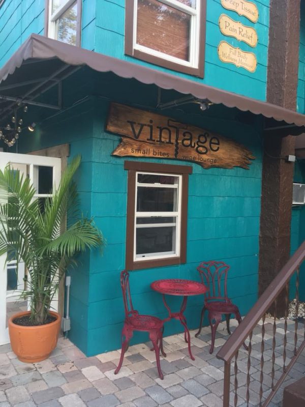 Vintage Small Bites & Wine Lounge Opens in Gulfport