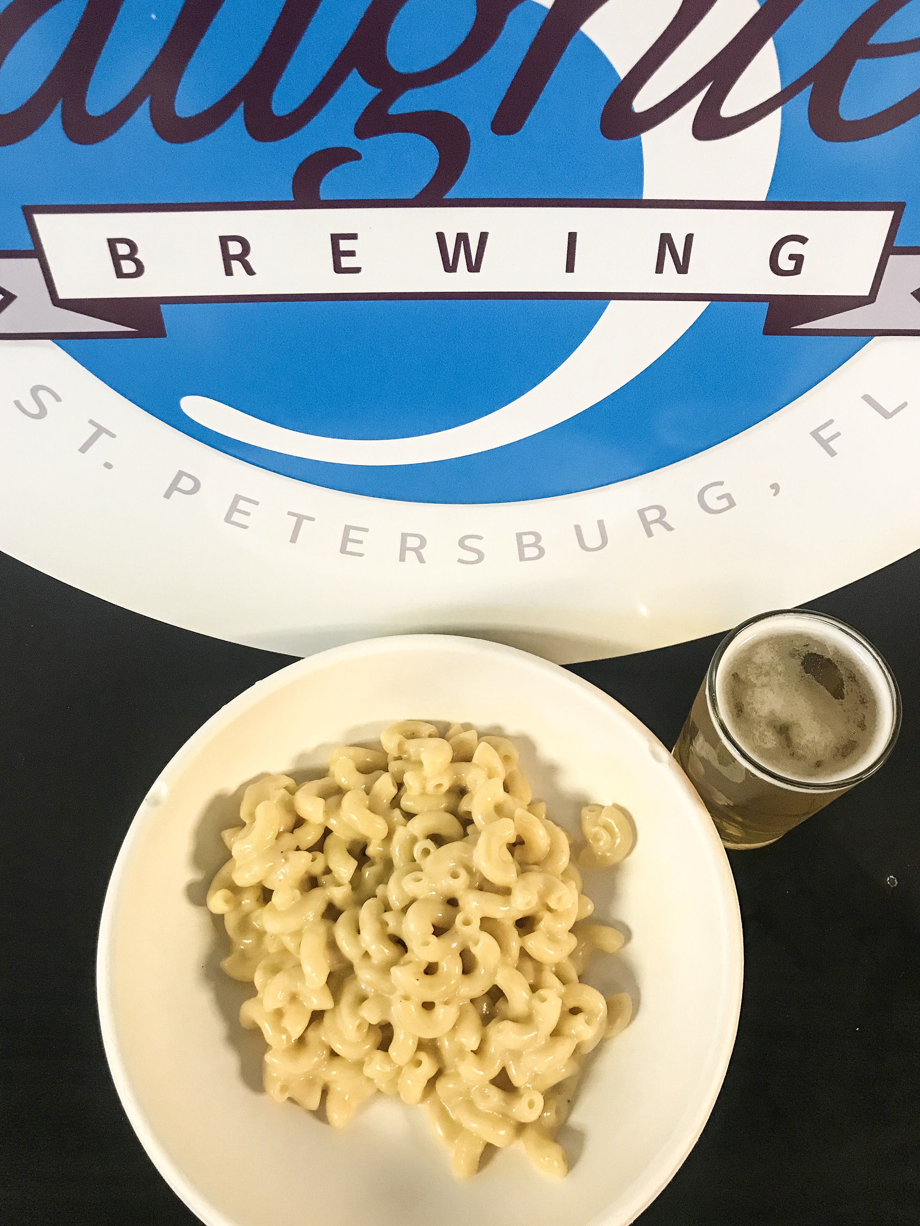 White Mac and Cheese with Beach Blonde Ale