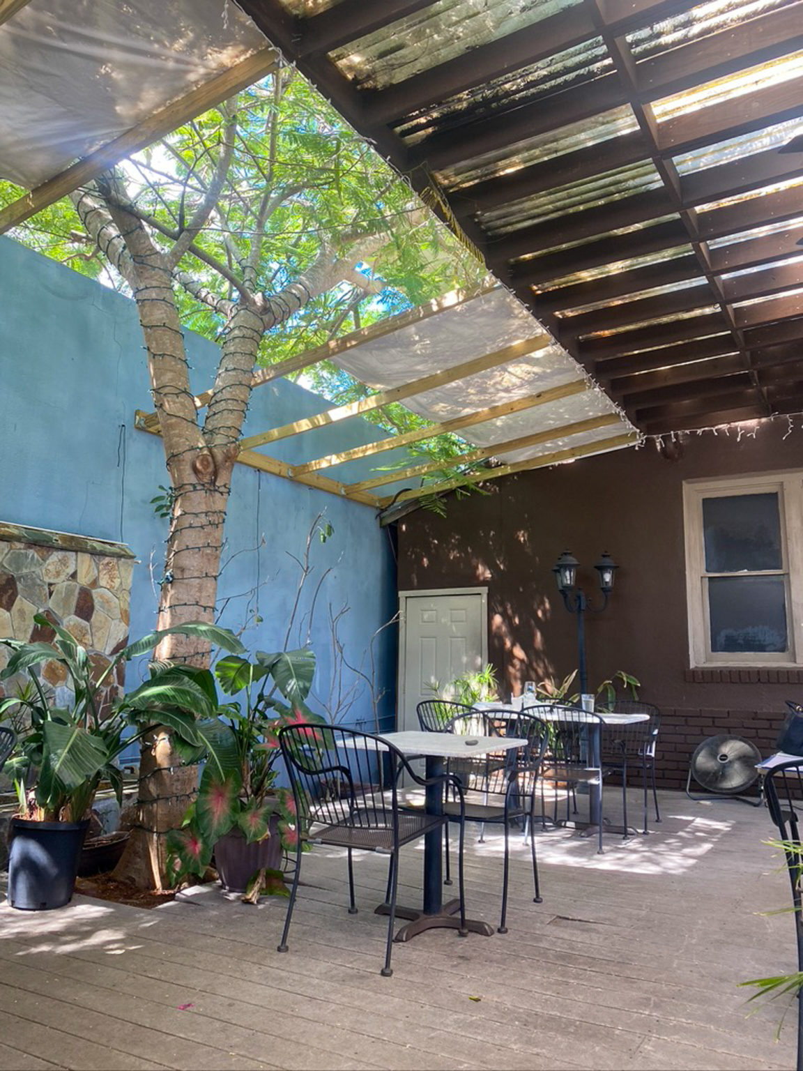 Alésia Restaurant Showcases French and Vietnamese Fare in St. Pete FL