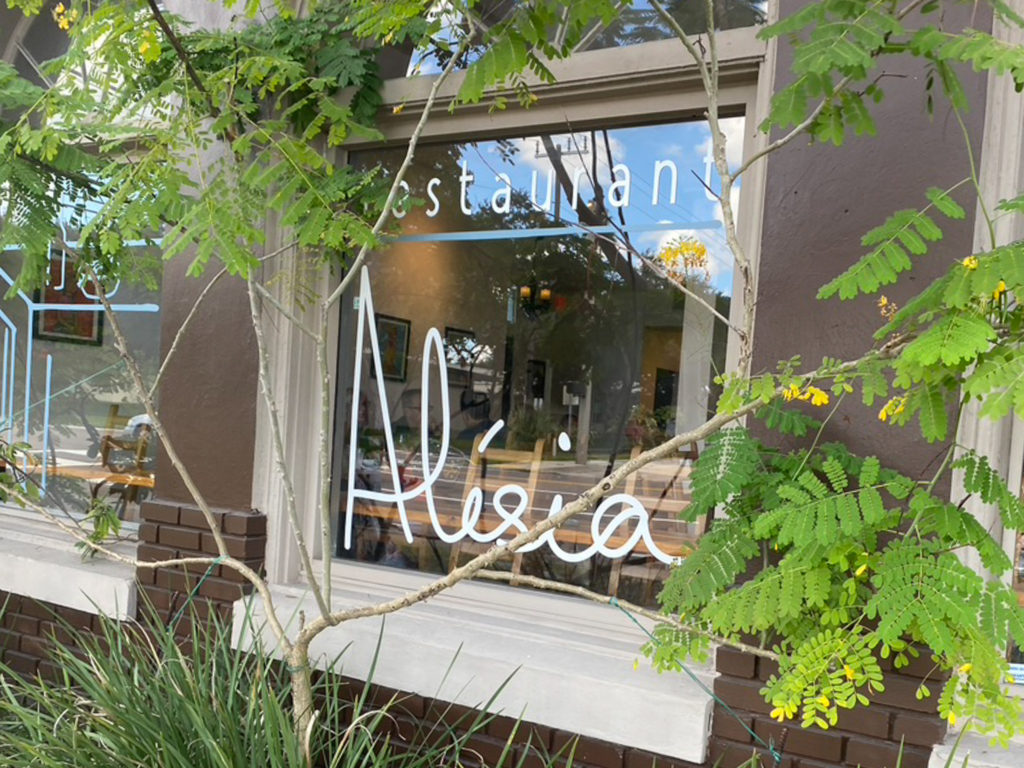 Alésia Restaurant Showcases French and Vietnamese Fare in St. Pete FL