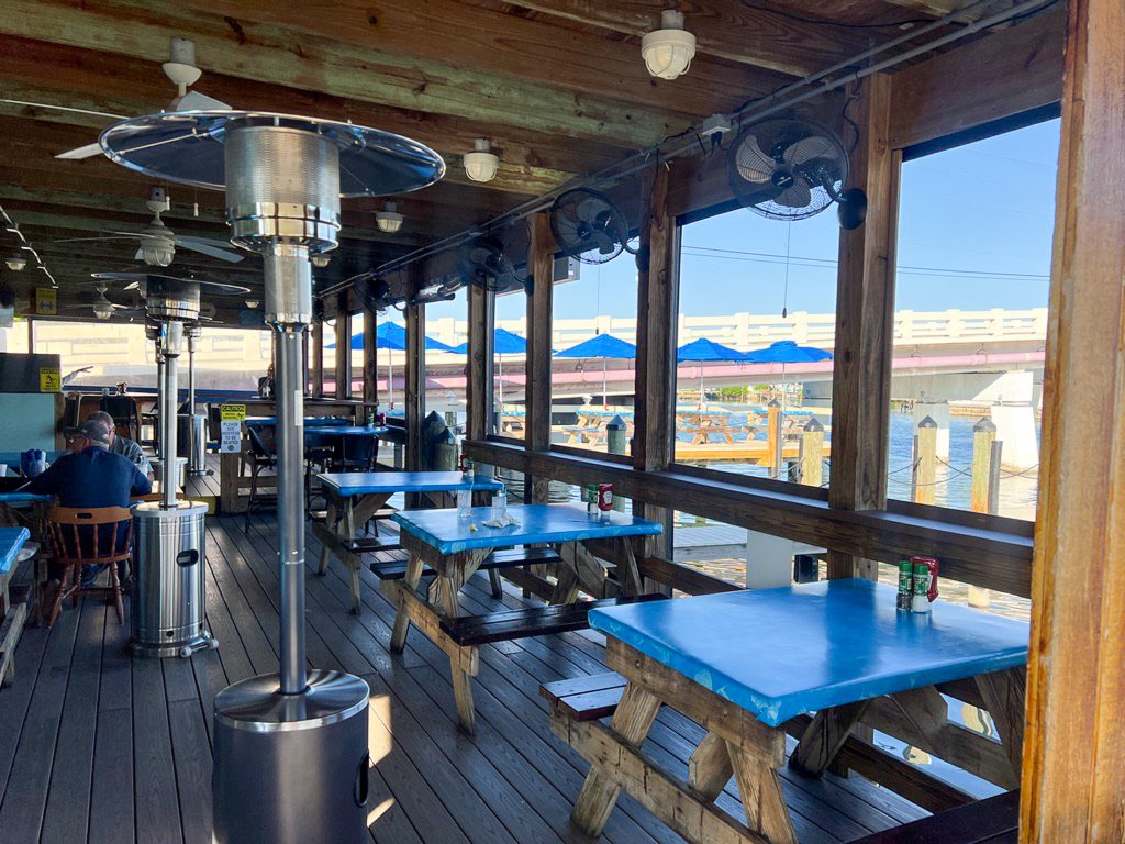 Pass-A-Grille’s Sea Critters Cafe Revamps to Red, White & Booze