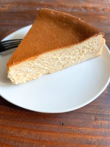 Sliced cheesecake