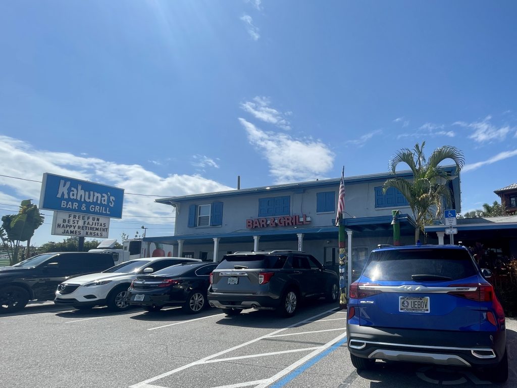 A Tidal Wave of Flavors & Fun at Kahuna’s Bar and Grill