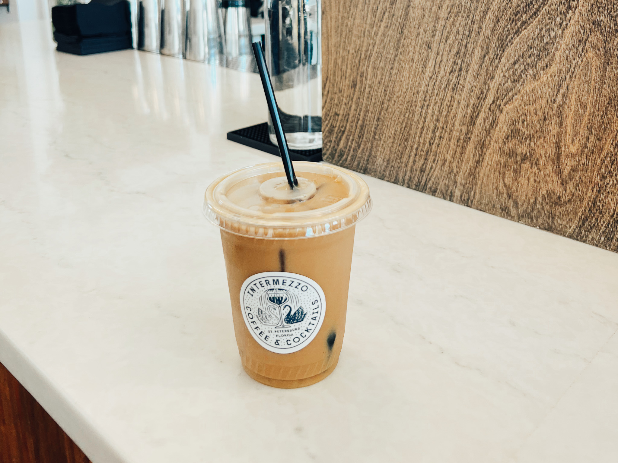 SoHo Iced Coffee Cup with Lid and Straw ICED COFFEE ADDICT - Encased