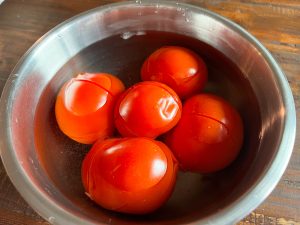 Tomatoes after boiling for one minutes