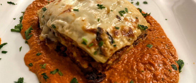 La Dolce Vita Trattoria: Italian Comfort by the Beach